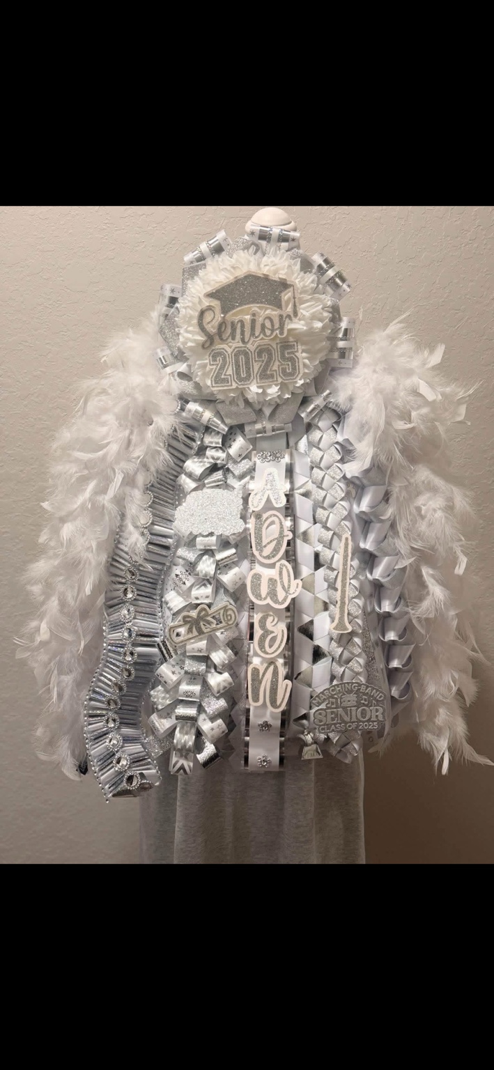 Homecoming Garters example 3