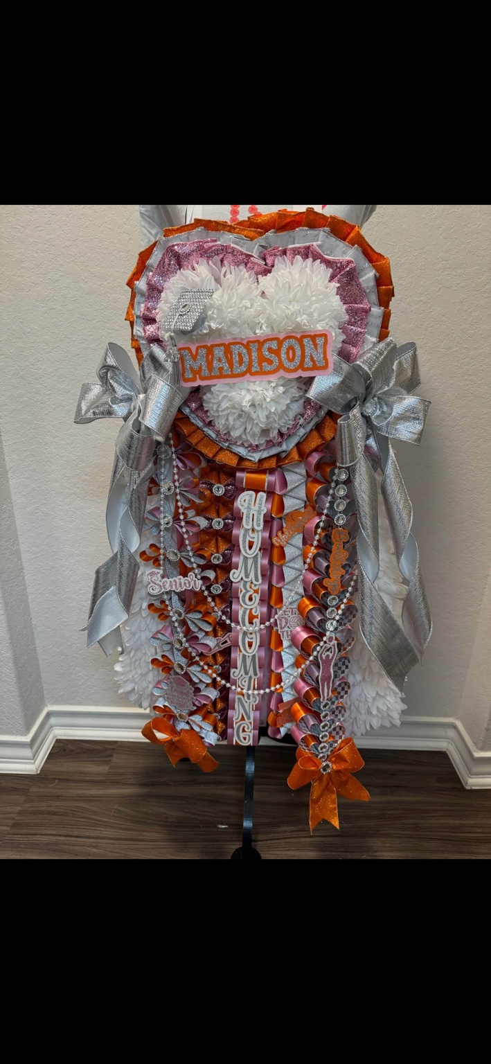 Homecoming Mums example 19