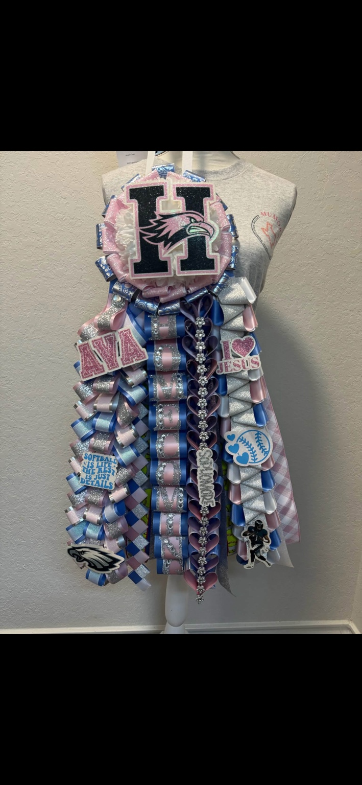 Homecoming Mums example 36